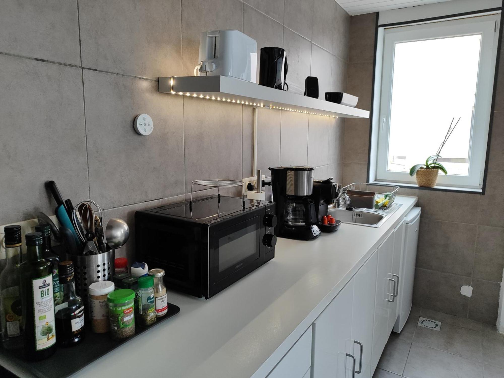Appartement Spacieux Avec Parking Et Terrasse