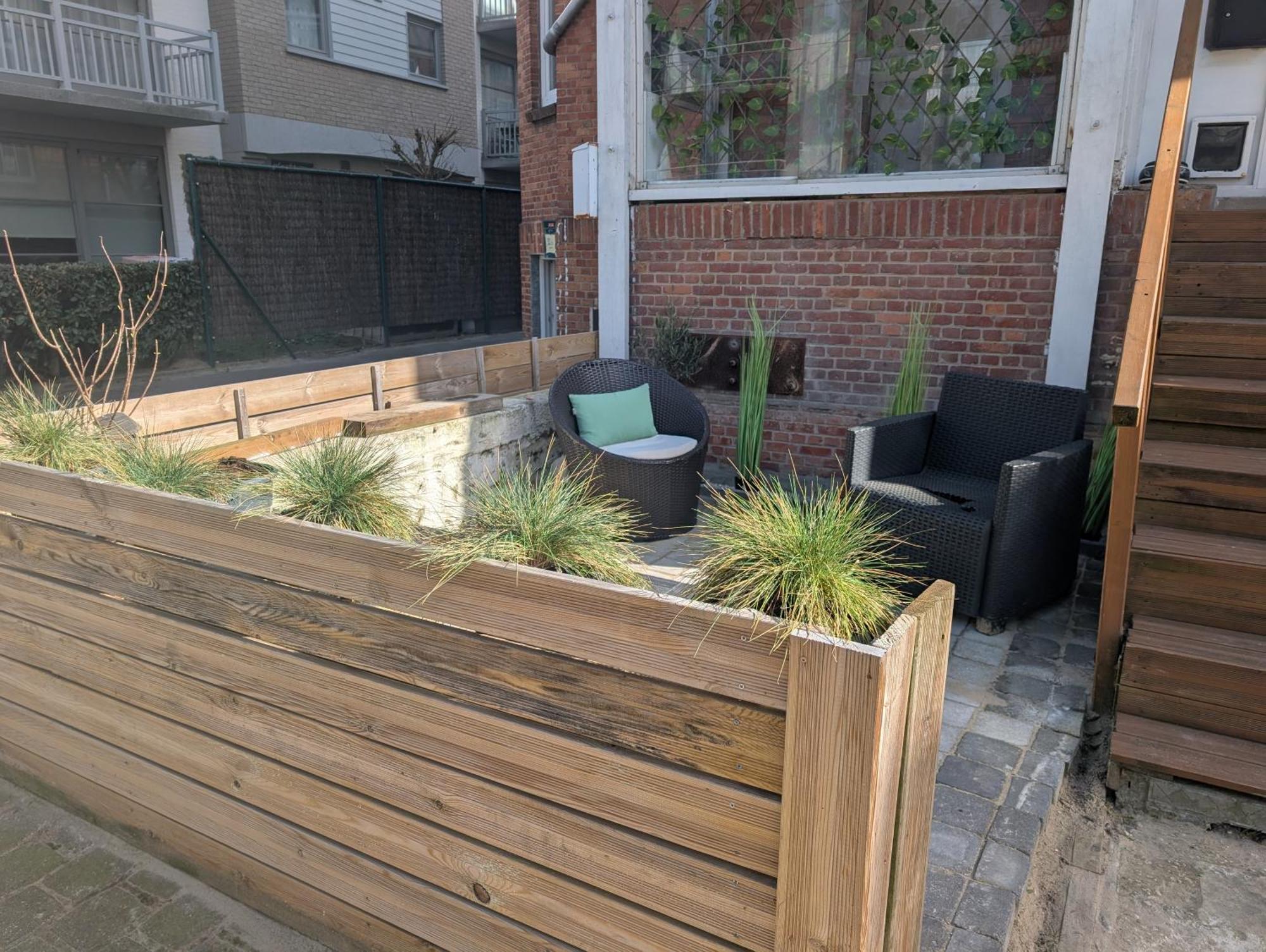 Spacieux Avec Parking Et Terrasse *